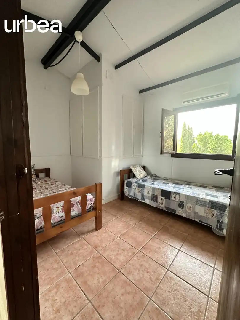 Dormitori de Finca rústica en venda en Pizarra amb Aire condicionat, Calefacció i Jardí privat