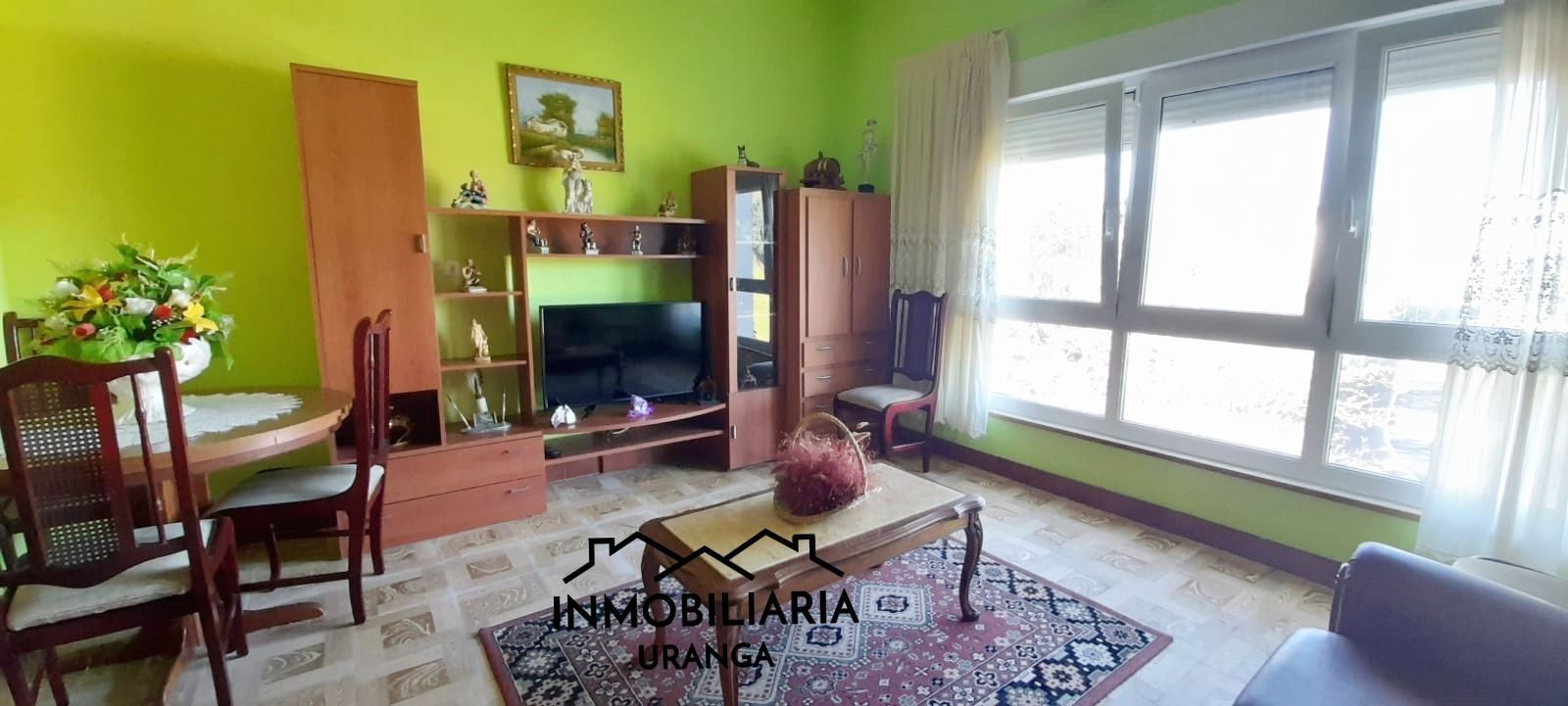 Sala d'estar de Casa o xalet en venda en Laredo amb Jardí privat i Traster