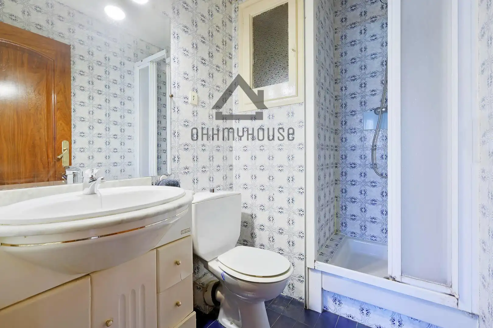 Bany de Apartament en venda en Barcelona amb Calefacció, Parquet i Terrassa