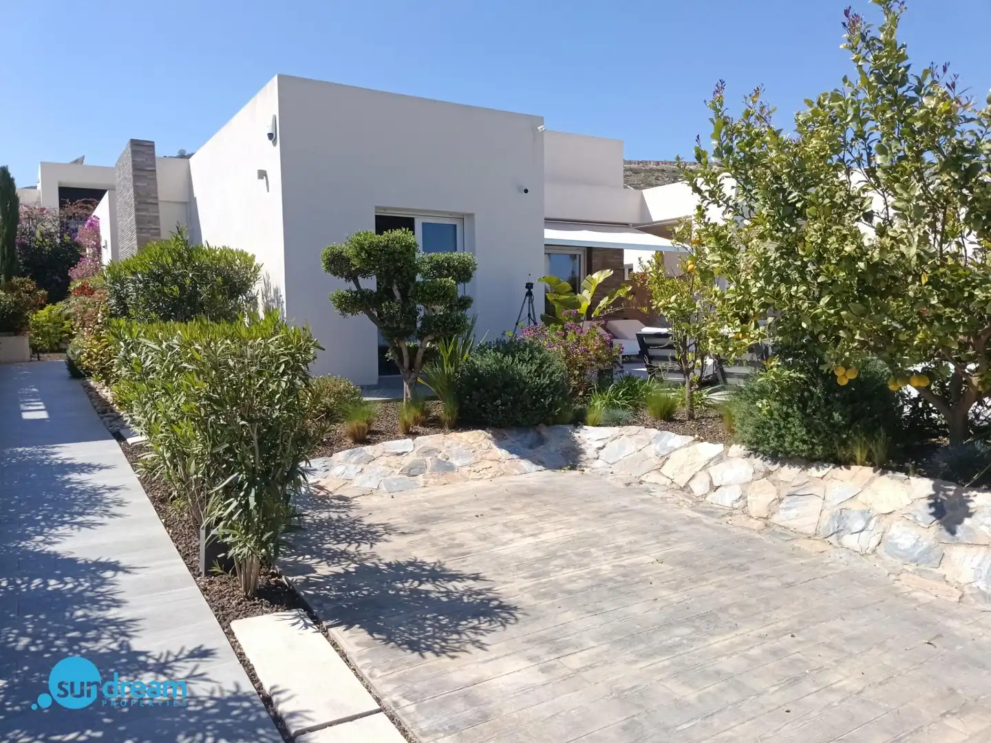 Vista exterior de Casa o chalet en venta en Algorfa con Aire acondicionado, Calefacción y Jardín privado