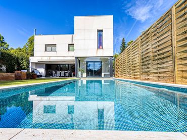 Chalet con piscina en venta en Santa Margarida de Montbui