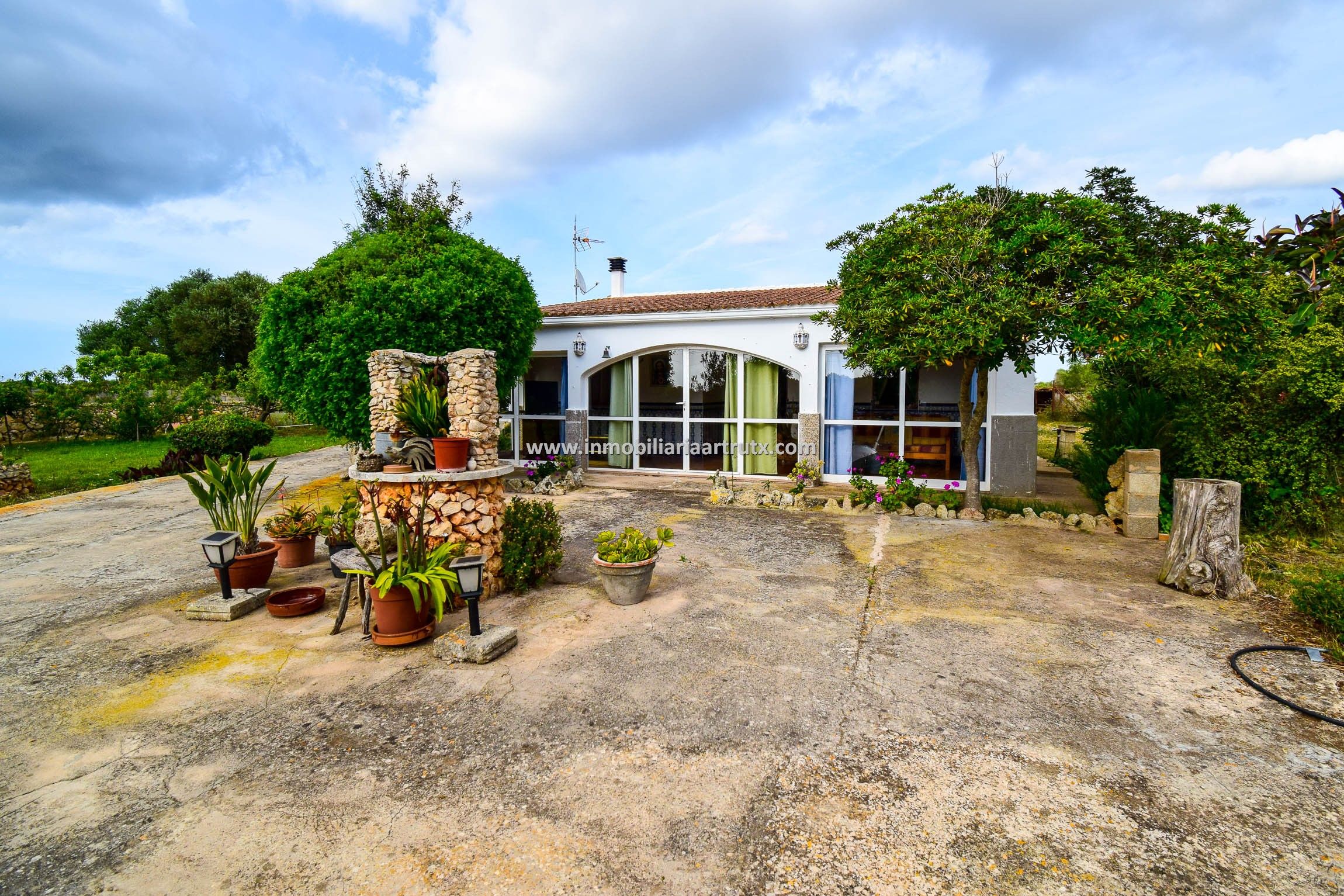 Country house for sale in Cala Morell