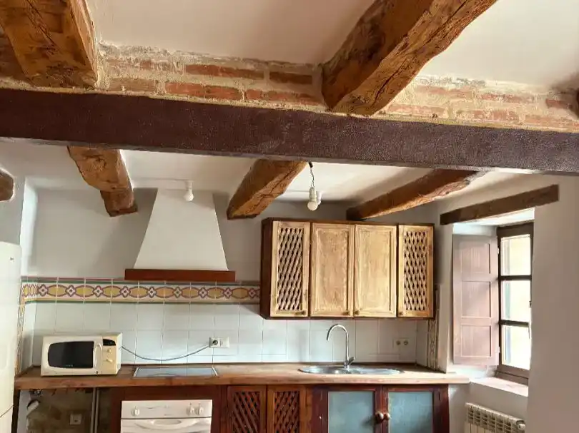 Cuina de Casa adosada en venda en Simancas amb Balcó