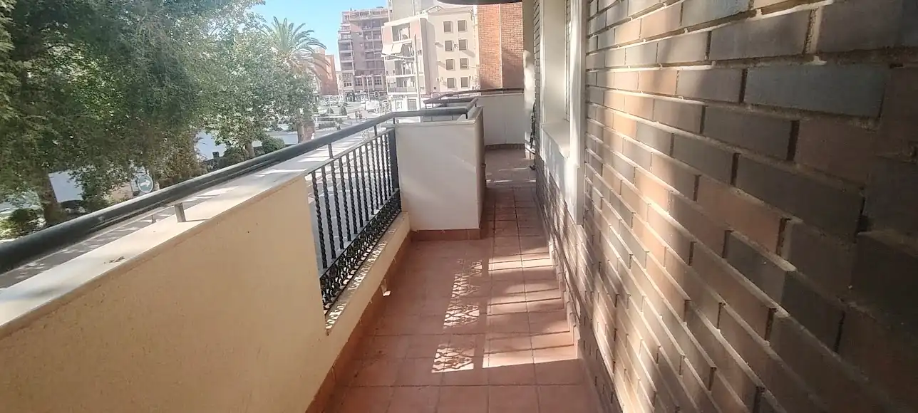 Terrassa de Pis en venda en Linares amb Aire condicionat, Calefacció i Balcó