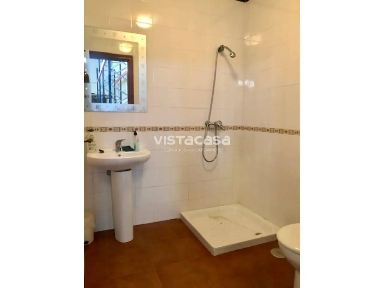 Bathroom of Industrial buildings for rent in Mairena del Alcor