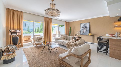 Foto 2 de Piso en venta en La Carolina - Guadalpín, Marbella