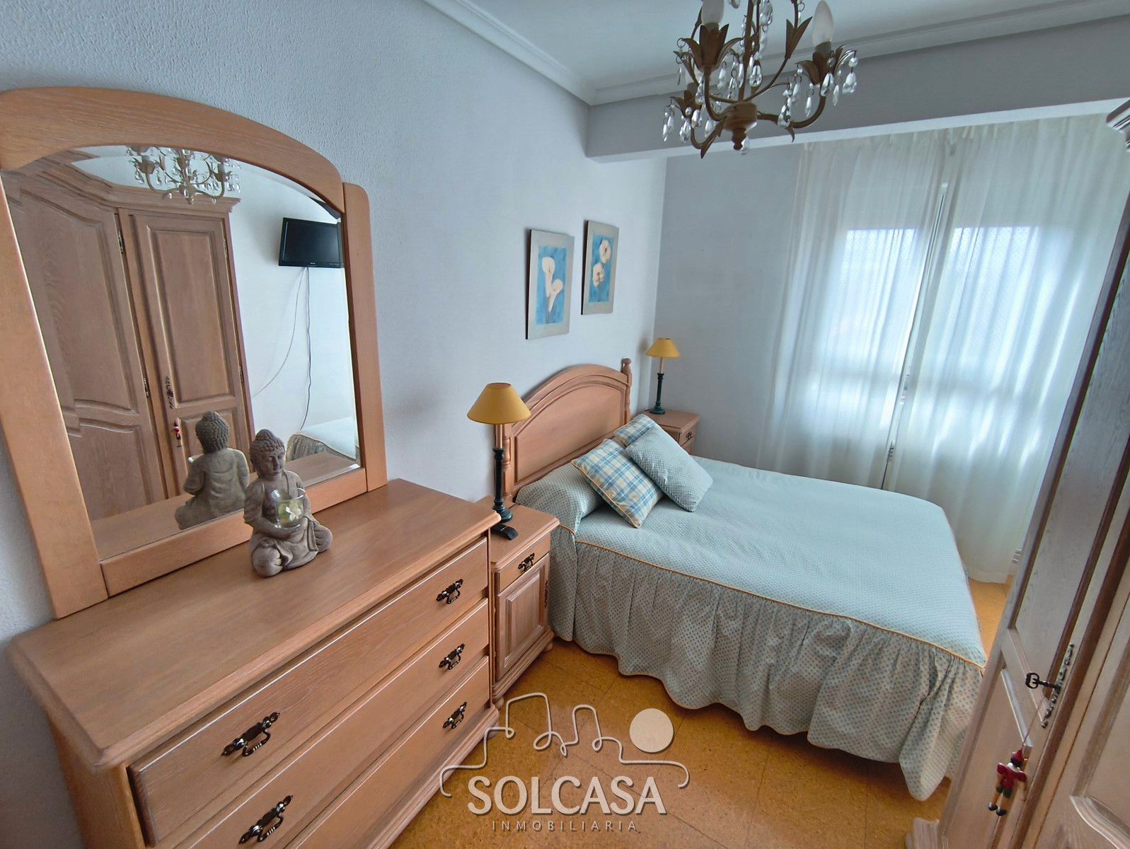 Dormitori de Pis en venda en Valladolid Capital amb Calefacció, Moblat i Balcó