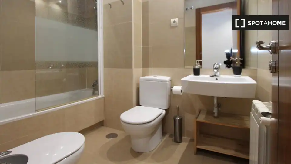 Flat for rent in Adelfas