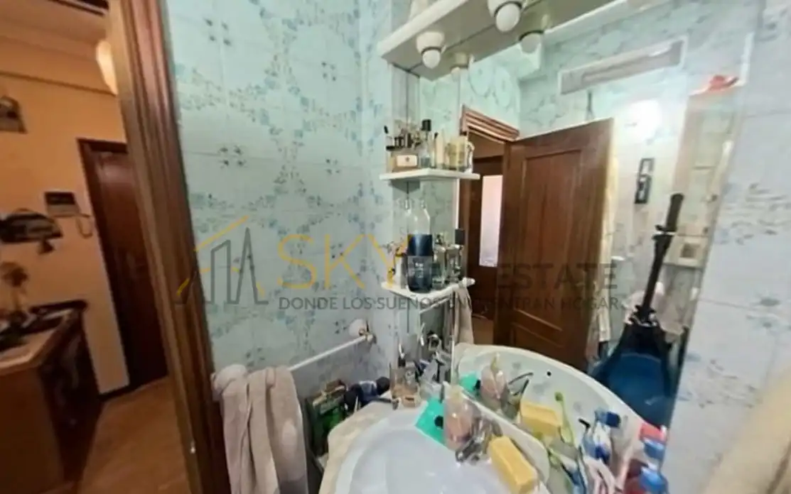 Baño de Piso en venta en Madrid con Amueblado