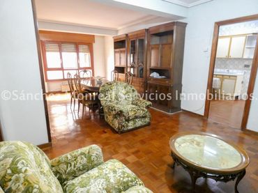Flat with lift for sale in Calle Independencia