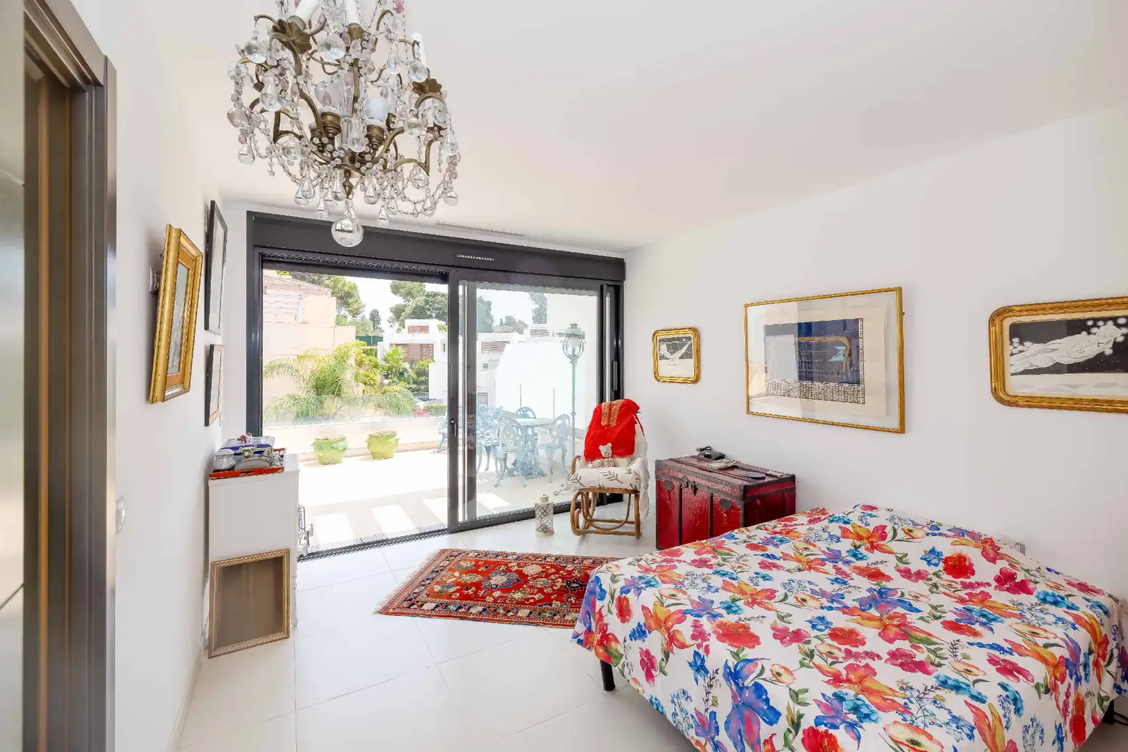 Dormitori de Casa adosada en venda en Marbella amb Aire condicionat, Calefacció i Terrassa