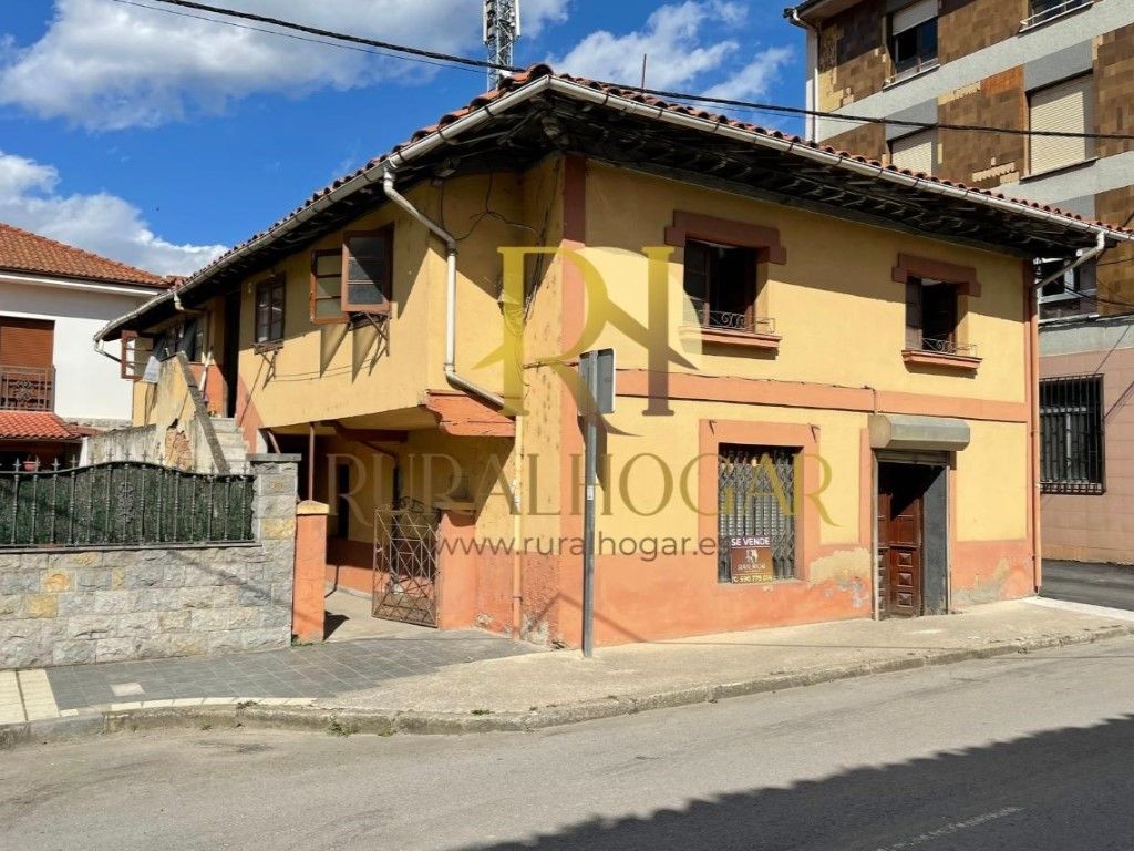 Casa o xalet en venda a Lena