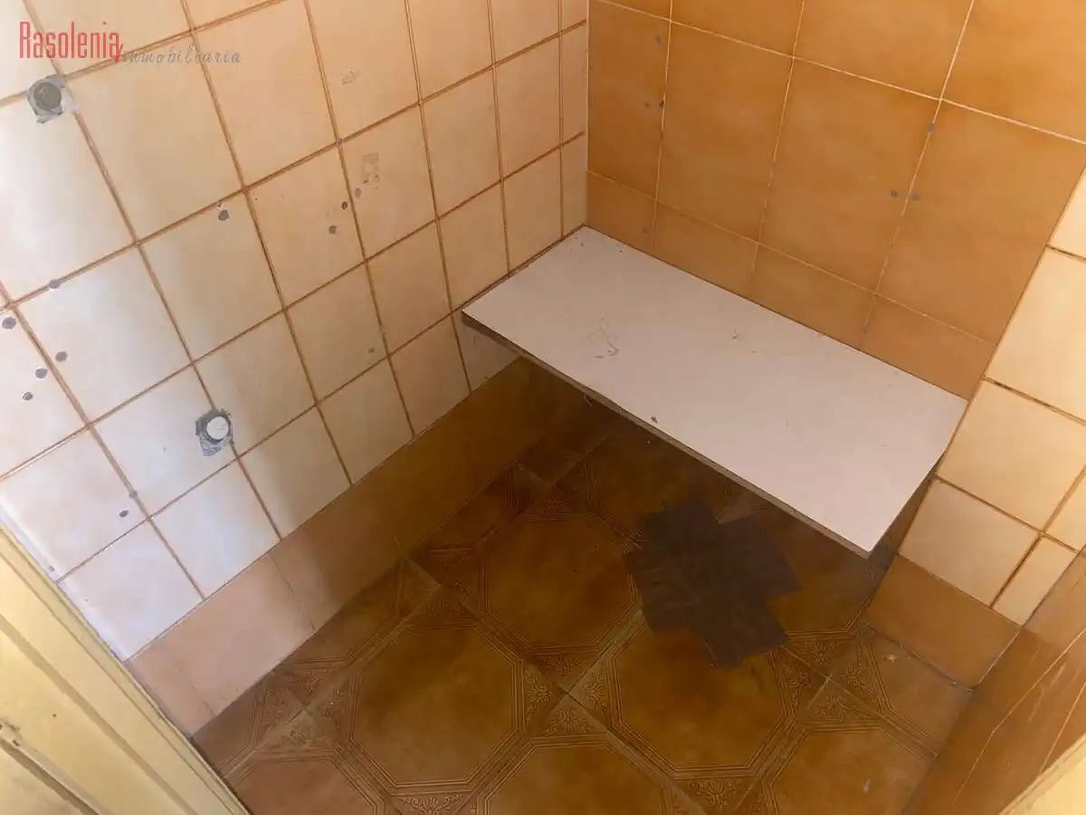 Badezimmer von Wohnung zum Verkauf in Coristanco mit Terrasse und Abstellraum