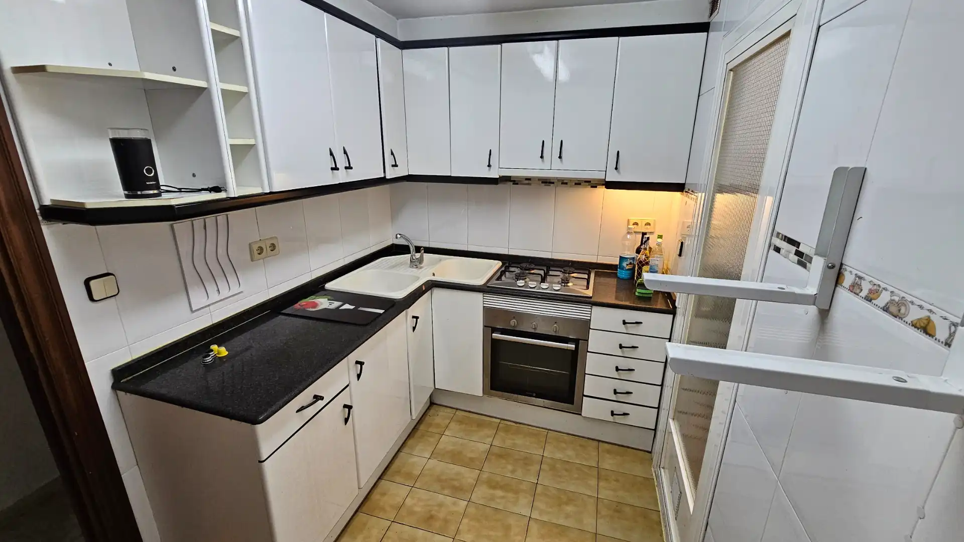 Cocina de Piso en venta en Santa Coloma de Gramenet con Aire acondicionado y Horno