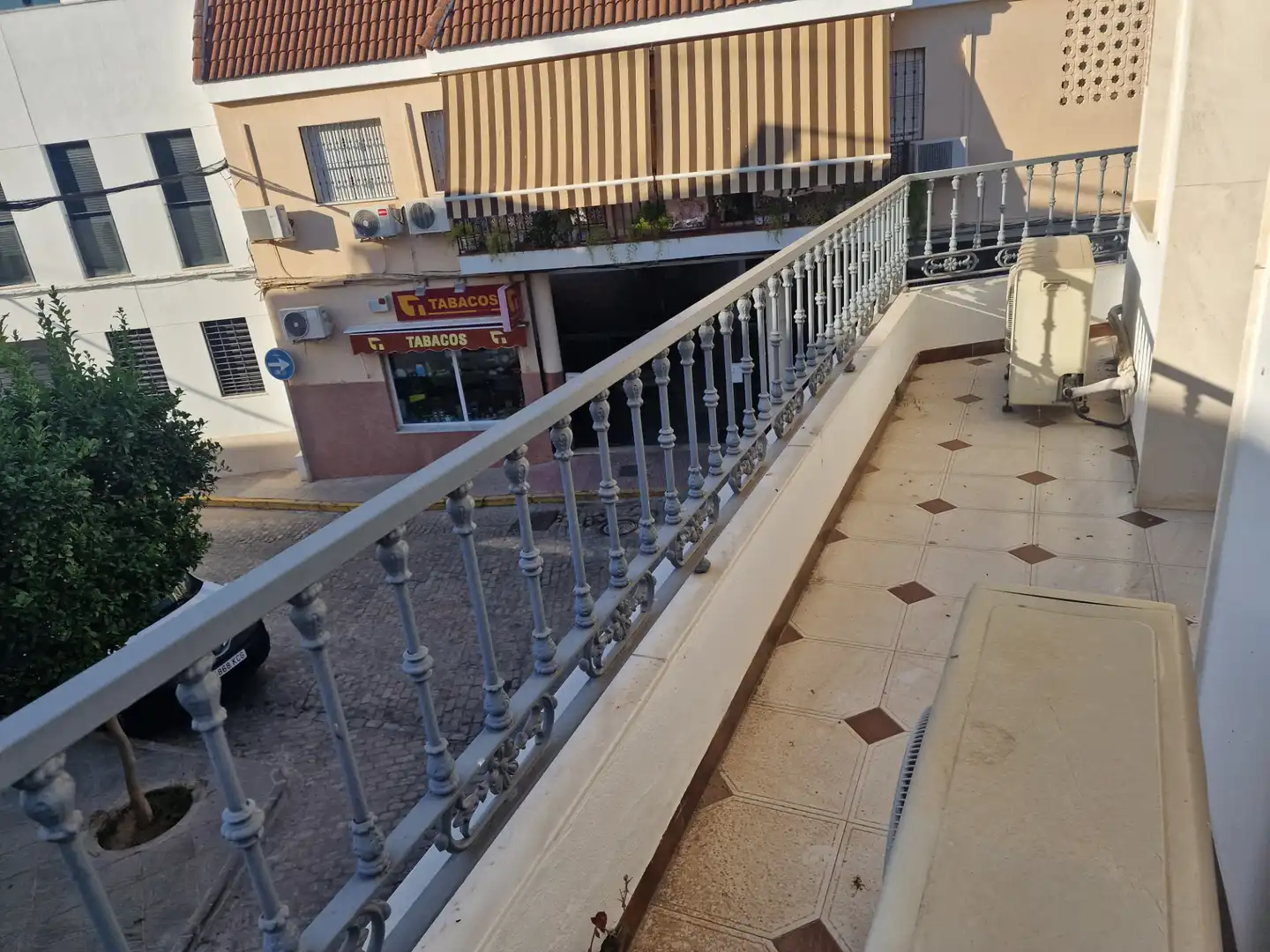 Terrassa de Pis en venda en Sanlúcar la Mayor amb Aire condicionat, Calefacció i Terrassa
