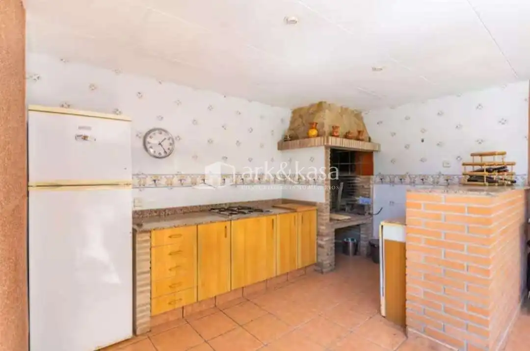 Cocina de Casa o chalet de alquiler en Torrent con Jardín privado, Terraza y Trastero