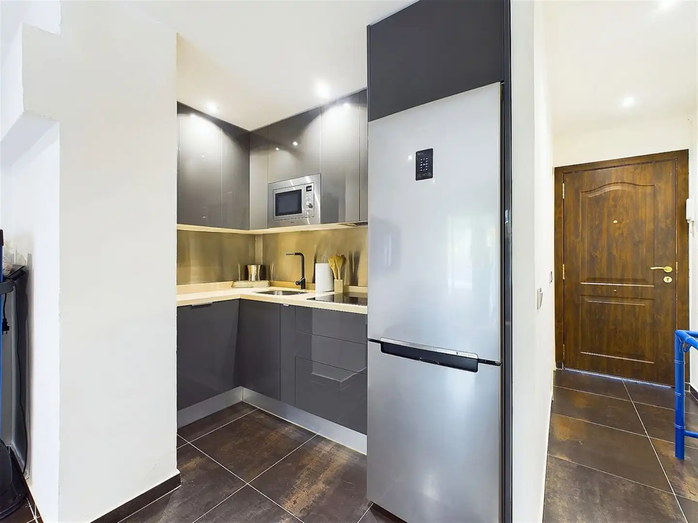 Cuina de Apartament en venda en Estepona amb Aire condicionat i Terrassa