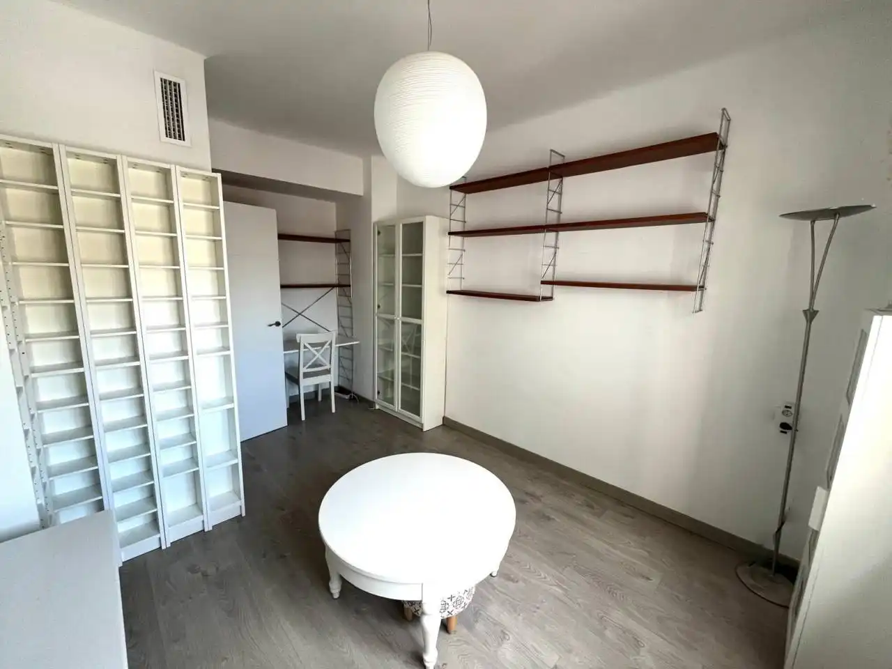 Bedroom of Flat for sale in Girona  with Air Conditioner, Heating and Terrace