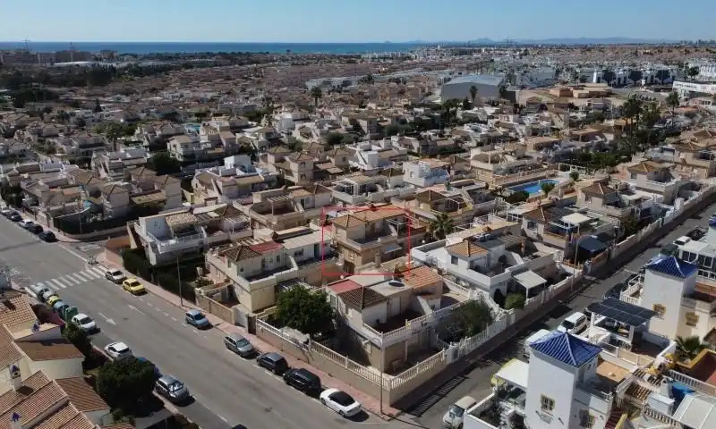 Maisonette zum Verkauf in Torrevieja, Alicante