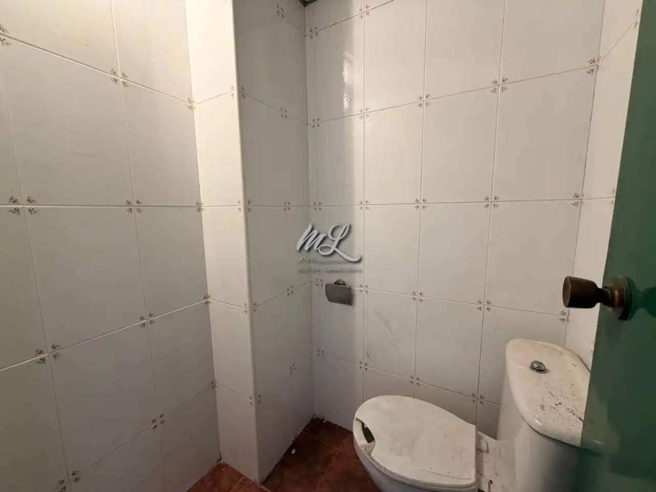 Badezimmer von Fabrikhallen zur Miete in Toledo mit Heizung