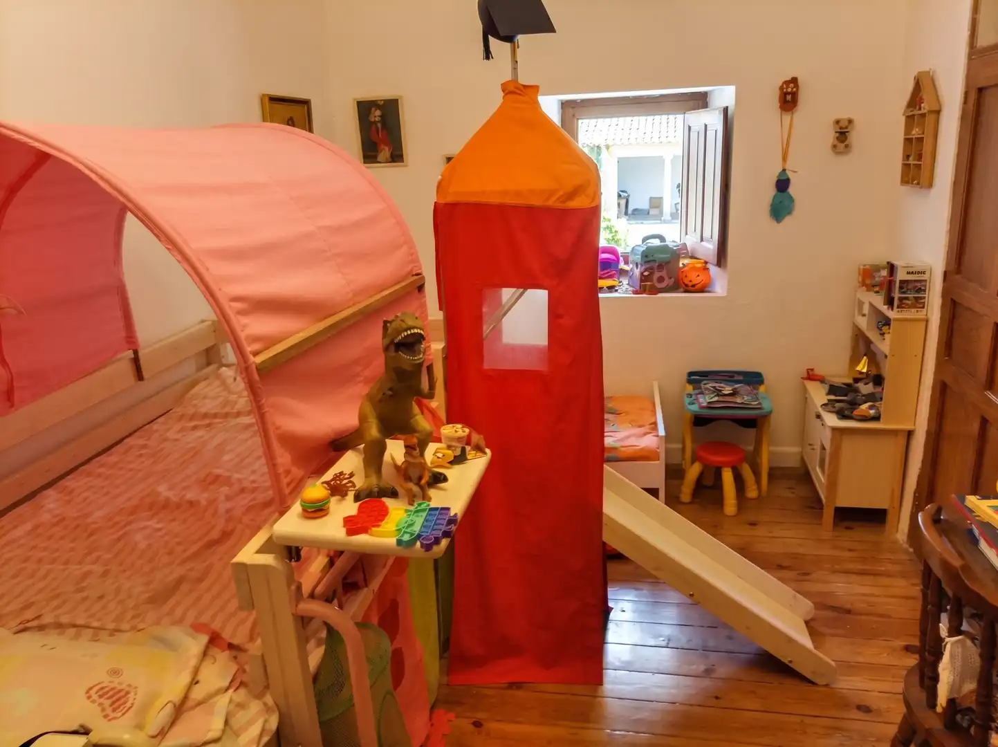 Habitación de Piso en venta en San Lorenzo de El Escorial con Trastero