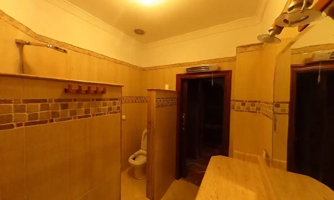 Bathroom of Houses for sale in Málaga  with Air Conditioner, Private garden and Terrace