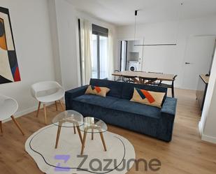 Living room of Flat to rent in  Sevilla Capital  with Air Conditioner, Private garden and Parquet flooring