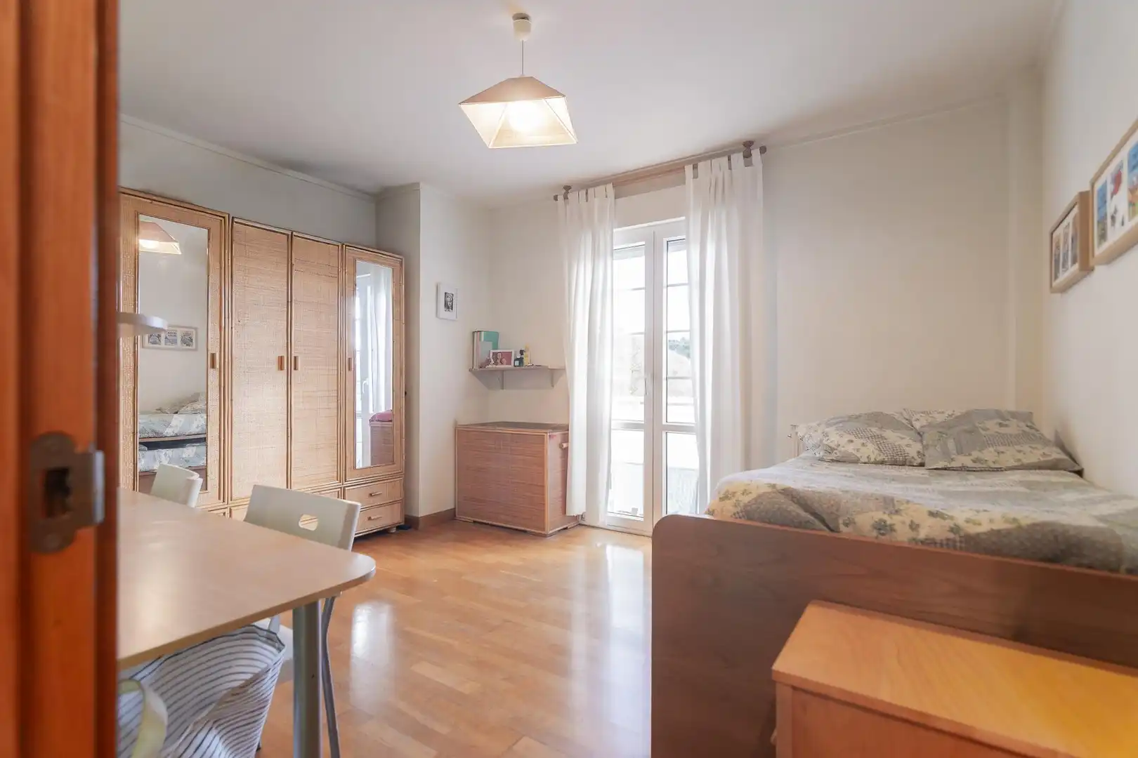 Habitación de Casa adosada en venta en Cizur con Calefacción, Jardín privado y Terraza