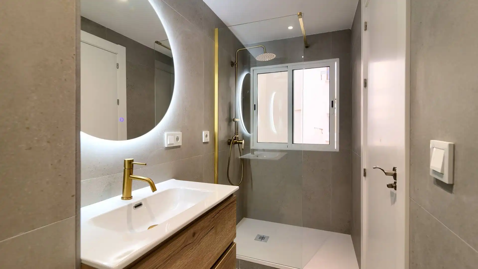 Piso con terraza en venta en Calle Calle Higinio Noja 'Profesor', imagen 50