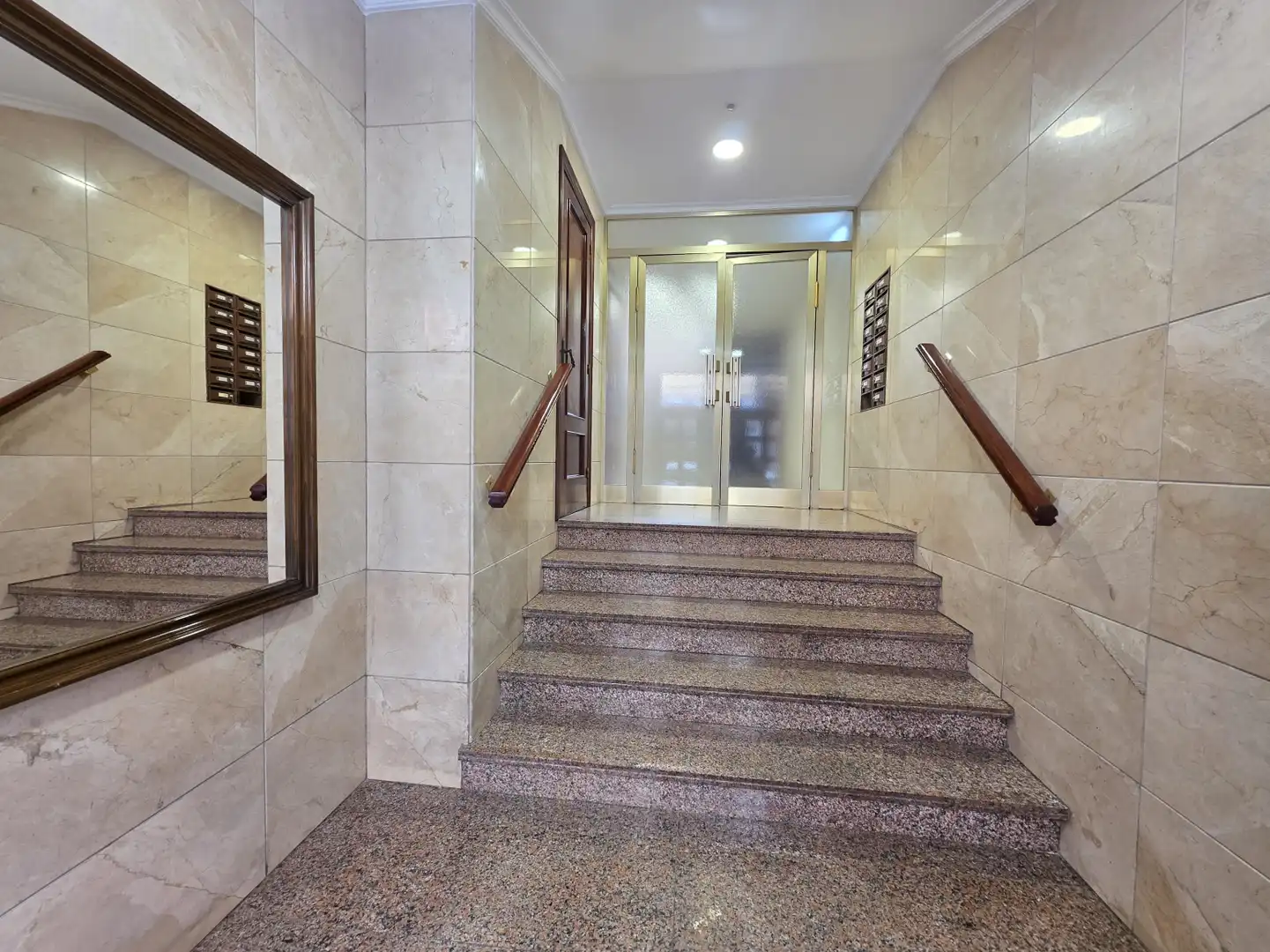 Wohnung zum Verkauf in San Martín del Rey Aurelio mit Heizung, Privatgarten und Parkett