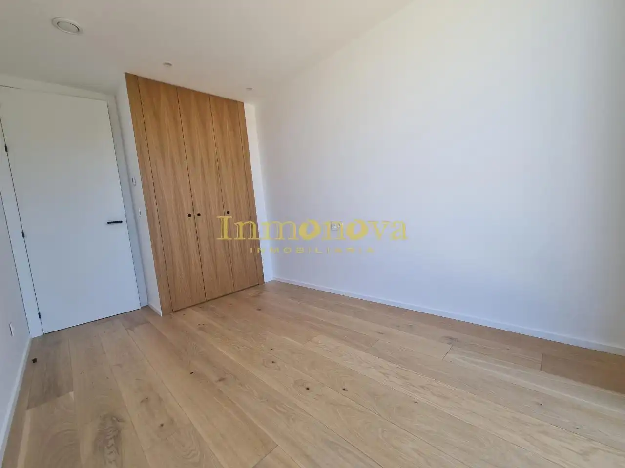 Habitación de Casa adosada en venta en Nigrán con Calefacción, Jardín privado y Terraza