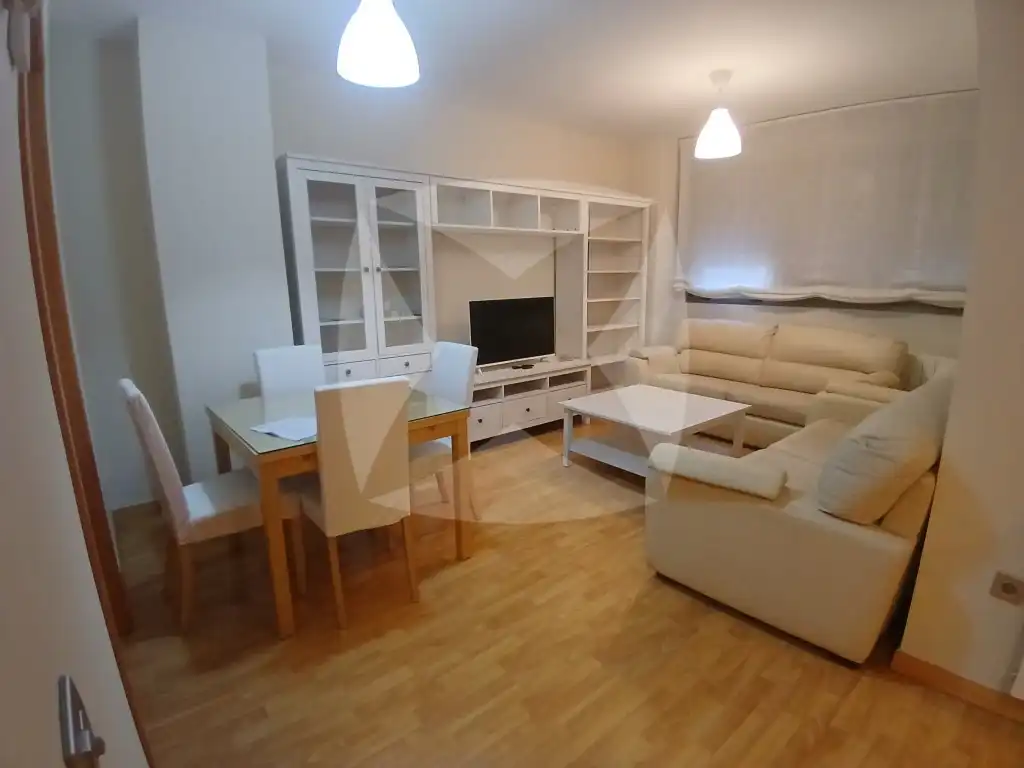 Living room of Flat for rent in Badajoz  with Air Conditioner, Private garden and Terrace