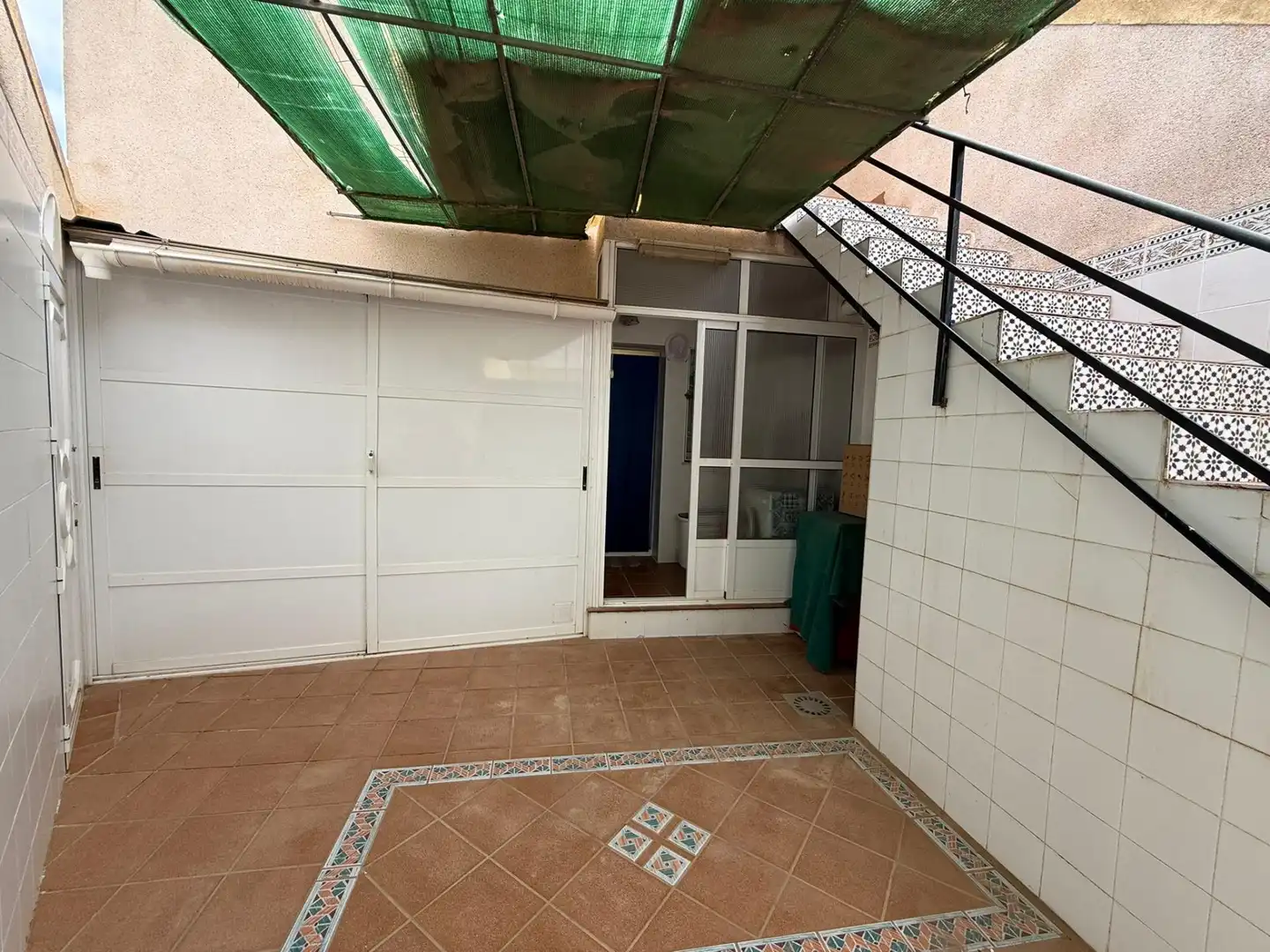 Einfamilien-Reihenhaus zum Verkauf in Los Alcázares mit Privatgarten, Terrasse und Abstellraum