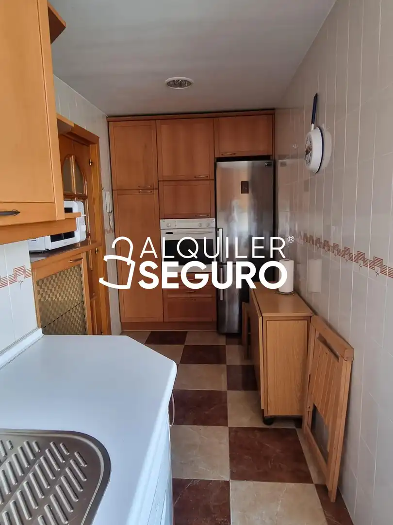 Küche von Wohnung zur Miete in Madrid mit Klimaanlage, Heizung und Möbliert