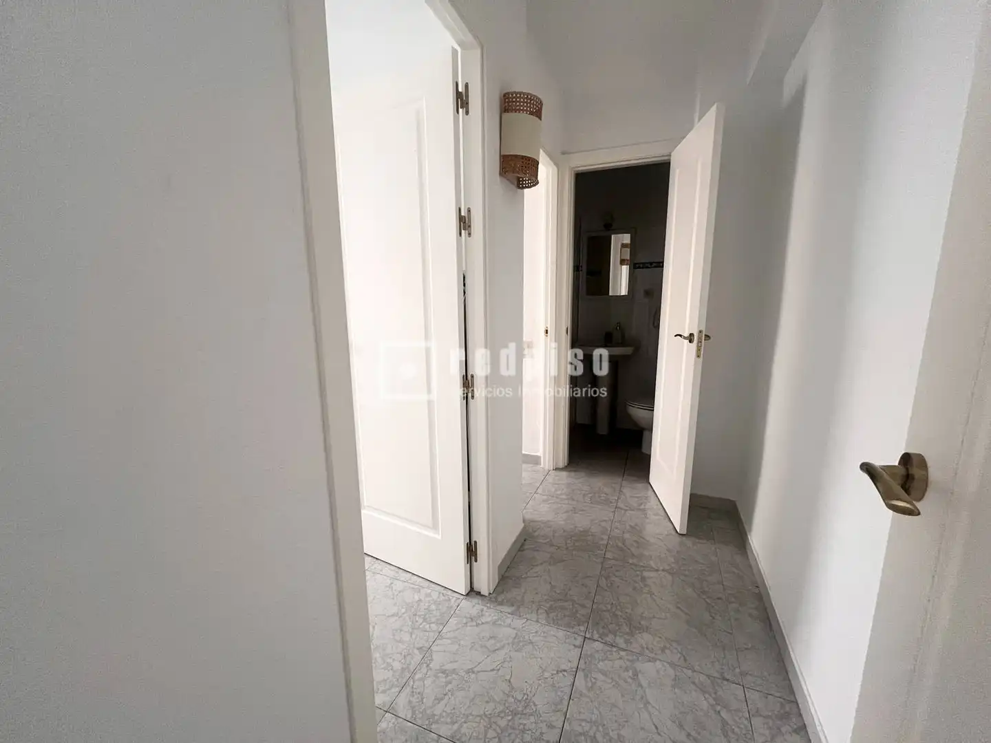 Flat for rent in Sevilla  with Air Conditioner and Private garden