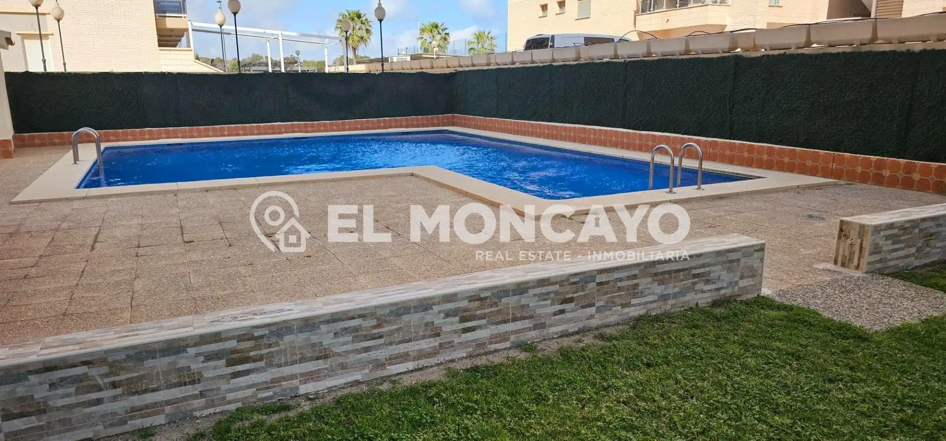 Piscina de Ático en venta en Guardamar del Segura con Aire acondicionado, Calefacción y Terraza
