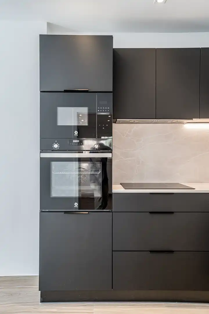 Cuina de Apartament en venda en Marbella amb Aire condicionat, Terrassa i Internet