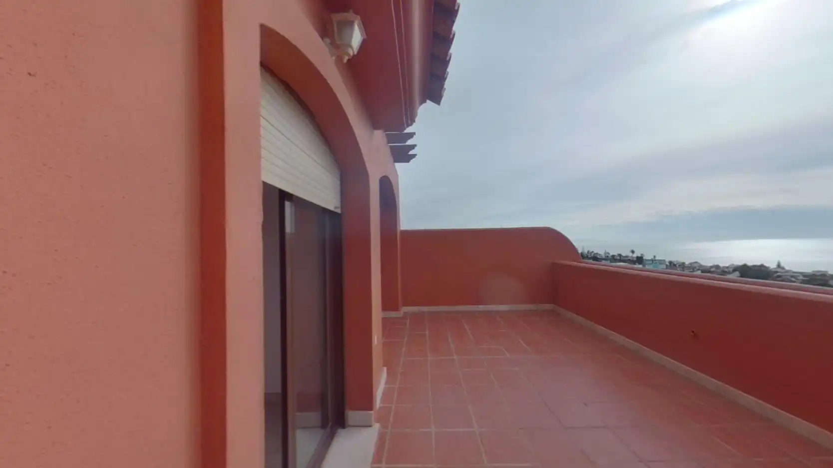 Terraza de Ático en venta en Estepona con Trastero y Piscina