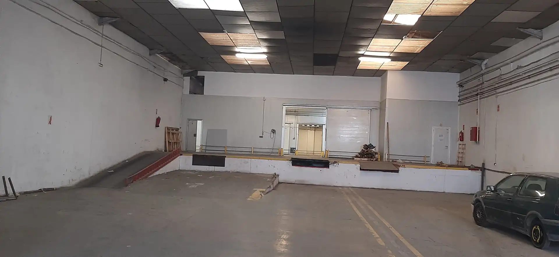 Nave industrielle à vendre à Carrer Pere el Cerimoniós 2, imagen 3