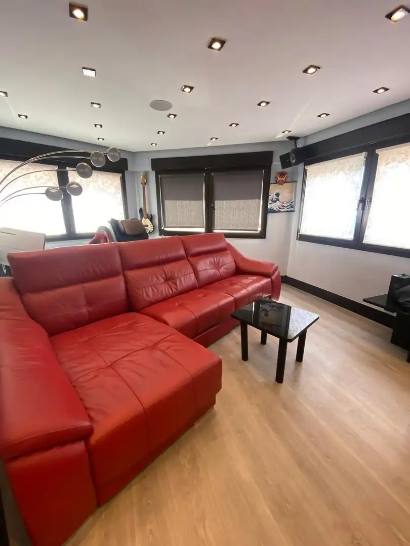 Living room of Flat for sale in Barakaldo   with Air Conditioner, Heating and Terrace