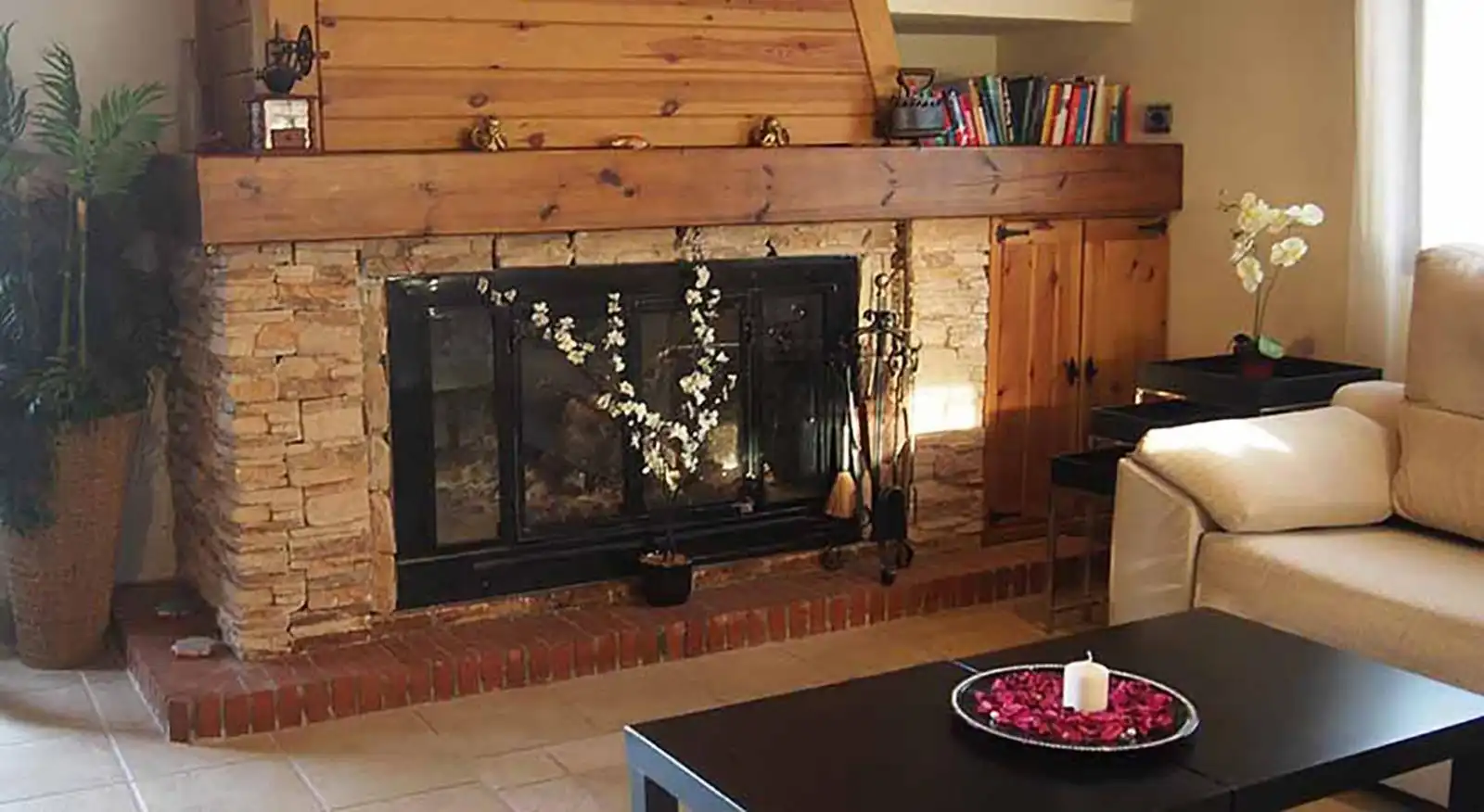 Sala de estar de Finca rústica en venta en Atarfe con Aire acondicionado, Calefacción y Jardín privado