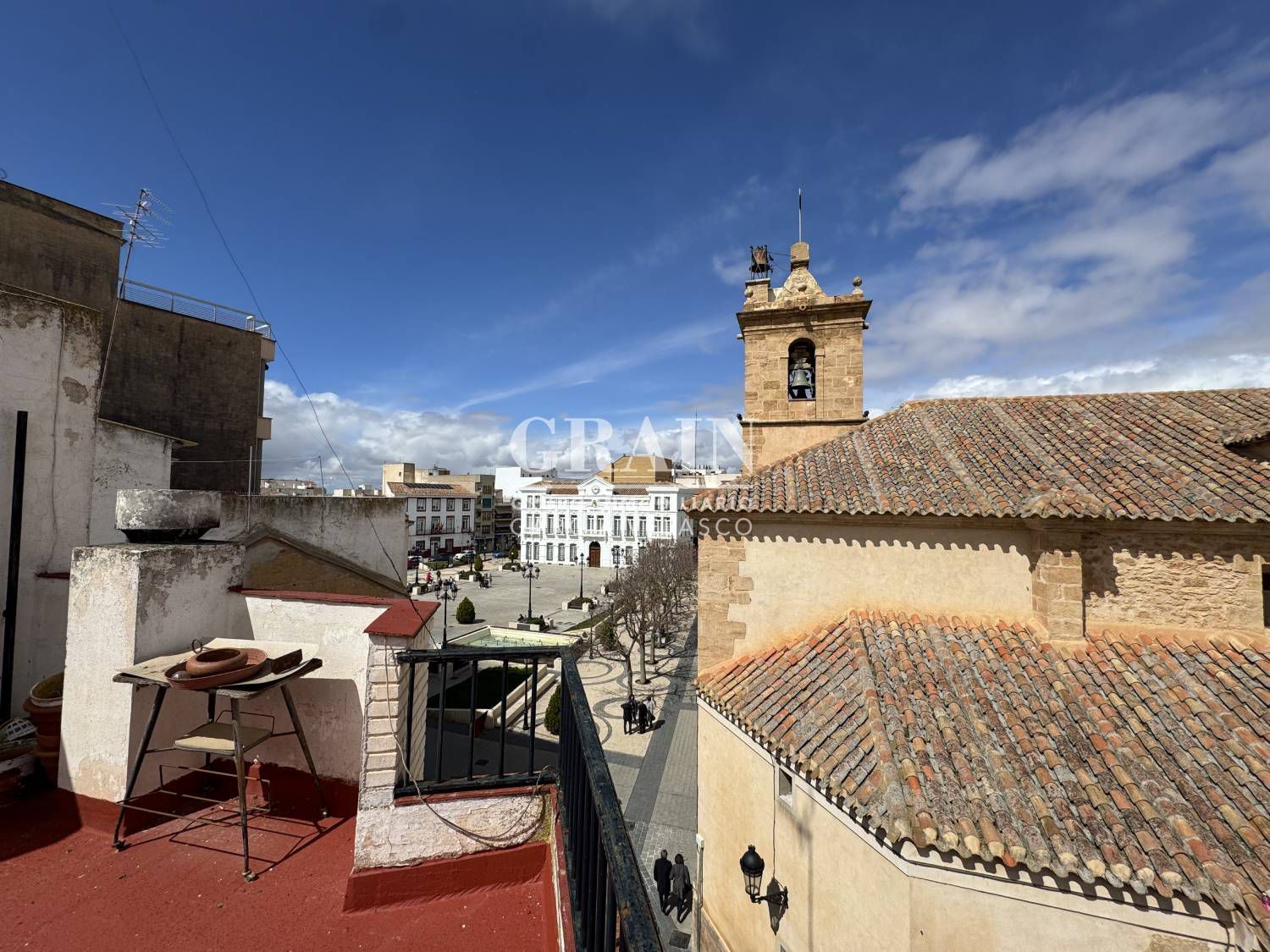 Außenansicht von Wohnung zum verkauf in Tomelloso mit Klimaanlage und Heizung
