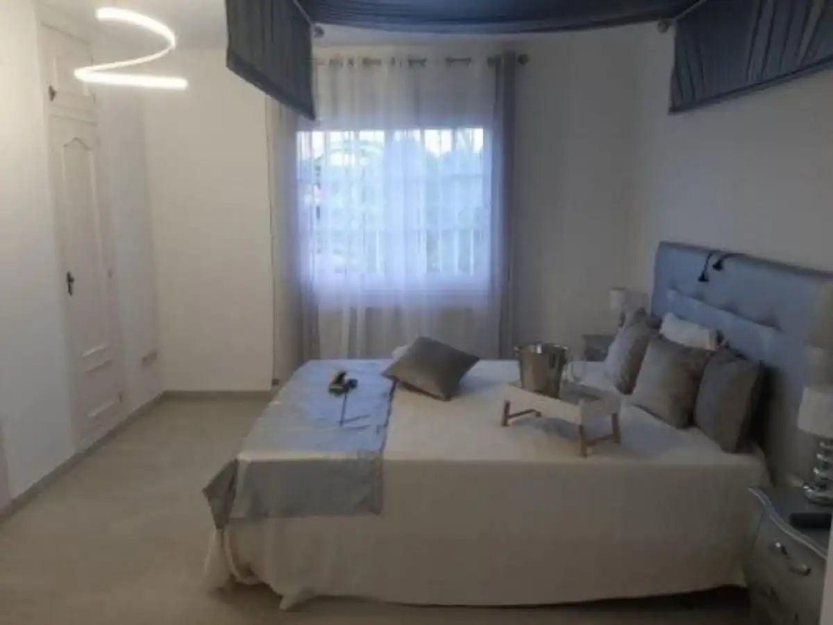 Dormitori de Casa o xalet de lloguer en L'Eliana amb Aire condicionat, Jardí privat i Terrassa