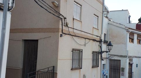 CASA FAMILIAR EN SIERRO  ALMERÍA  DE TRES HABITACIONES.