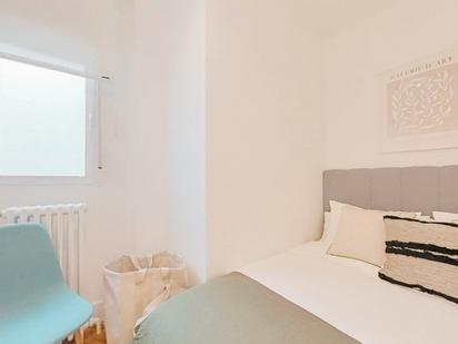 Bedroom of Flat to share in  Valencia Capital