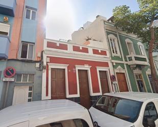 Vista exterior de Casa adosada en venda en Las Palmas de Gran Canaria amb Terrassa