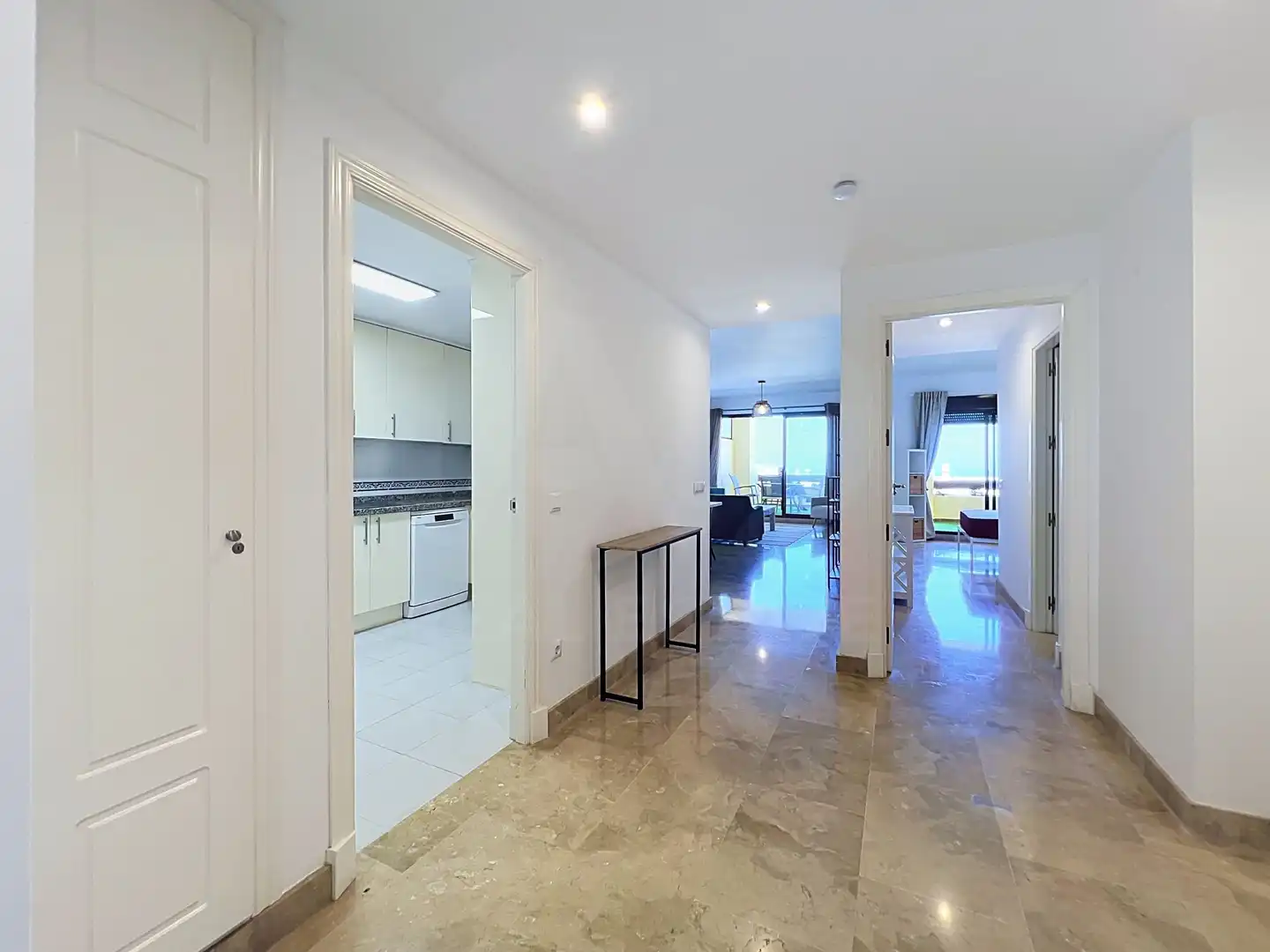 Flat with pool to rent in Manilva Pueblo, imagen 12