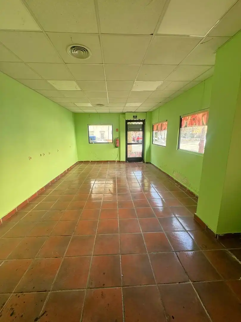 Local comercial de lloguer a Bulevar - Plaza Castilla, imagen 2