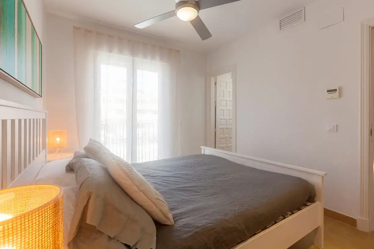 Habitación de Casa adosada en venta en Tarifa con Aire acondicionado, Calefacción y Jardín privado