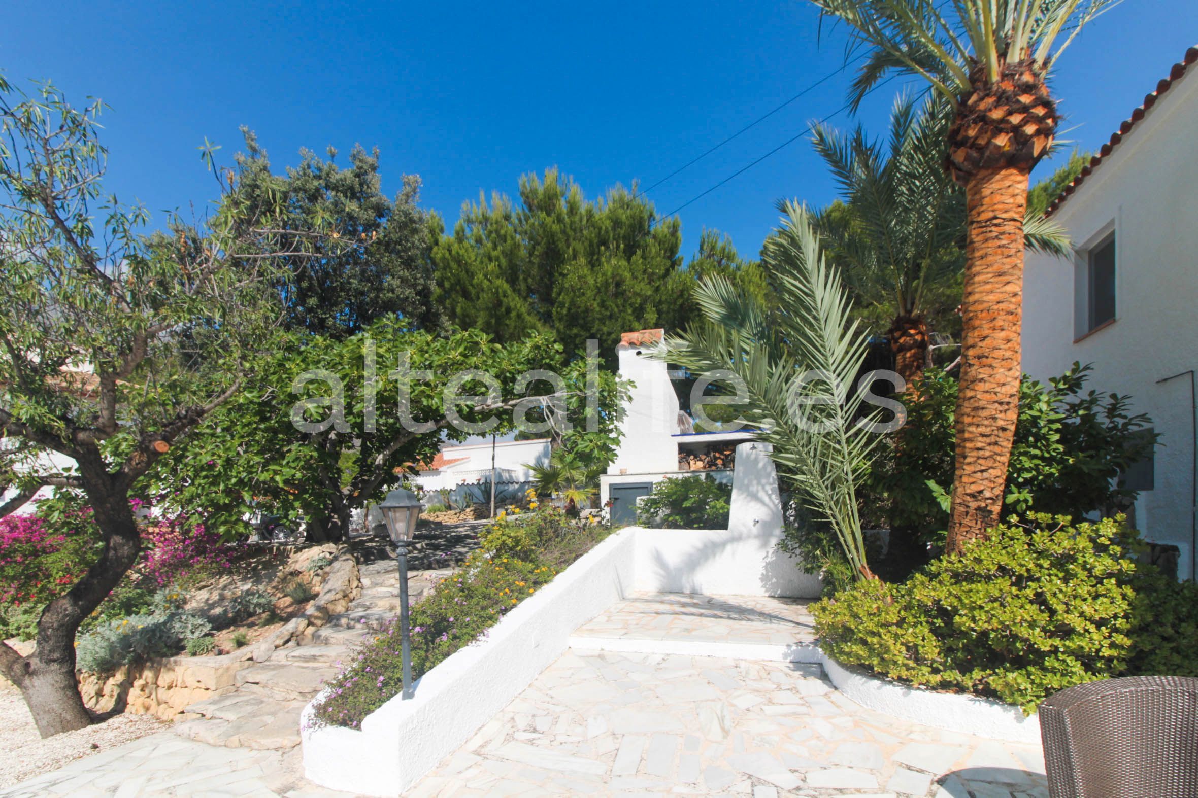 Vista exterior de Casa o chalet en venta en Altea con Calefacción, Terraza y Piscina